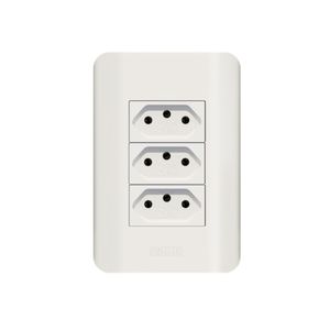 Tomada Tripla 2P+T 10A 250V Branca Canoa Romazi