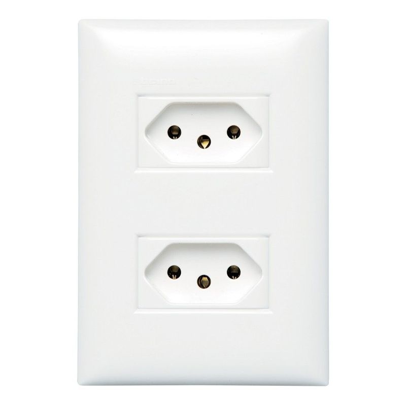 Conjunto-de-Tomada-Energia-10A-Thesi-Bticino