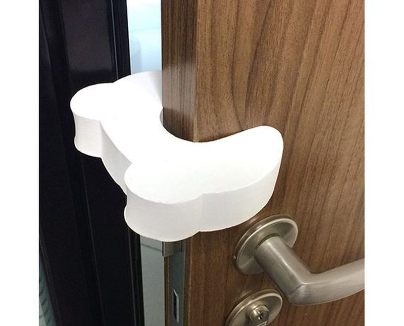 Protetor-para-Porta-Branco-de-EVA-Bemfixa
