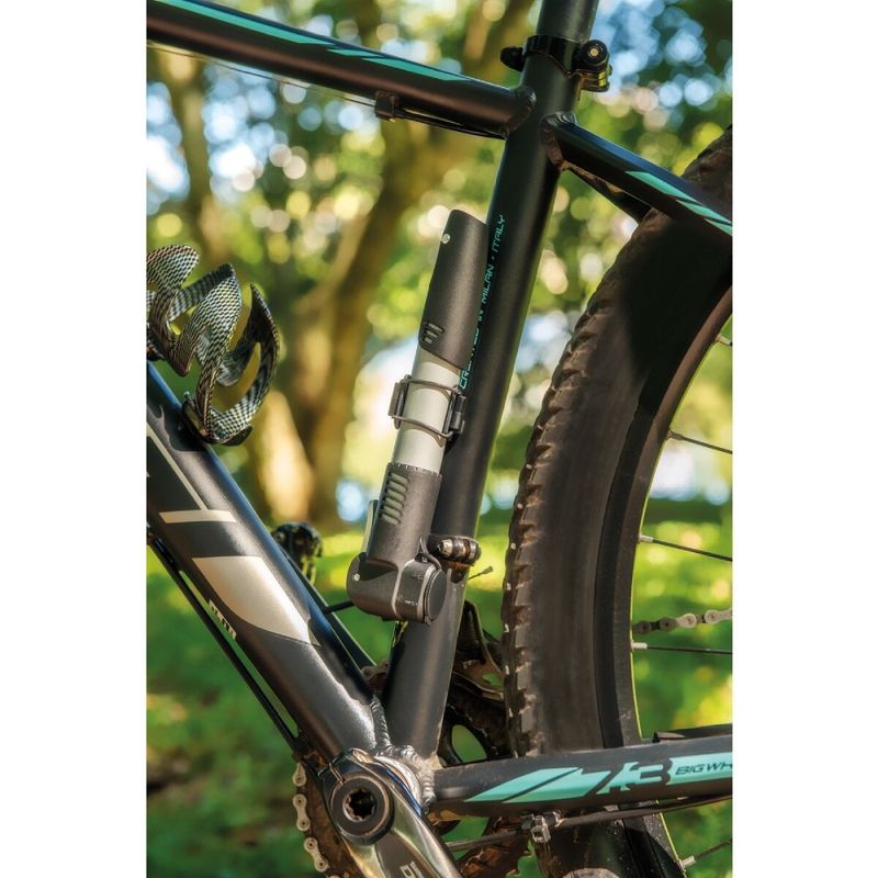 bomba-de-ar-portatil-p-bicicleta-tramontina--f-manuais-666763