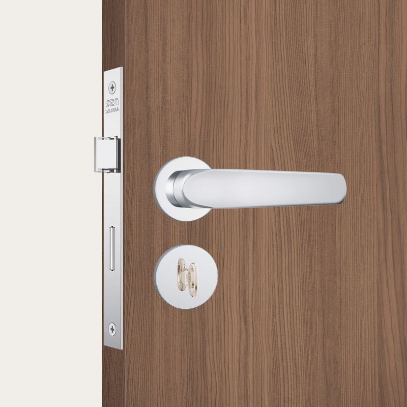Fechadura-823-09-para-Banheiro-com-Macaneta-Inox-Cromado-Stam