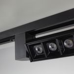 spot_direcionavel_para_trilho_eletrificado_blumenau_led_up_li_1571983389_be5c_600x600.jpg