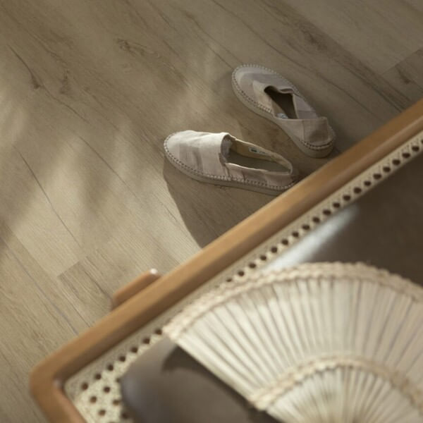 piso_vinilico_cola_touch_madeira_m2_eliane_floor_92197504_1f74_600x600.jpg